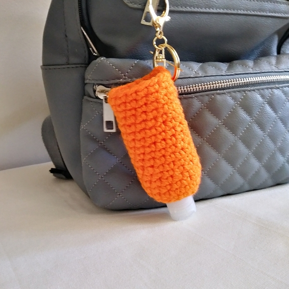 Crochet hand sanitizer bottle holder. body lotion bottle holder. keychain. Bag - Picture 6 of 10